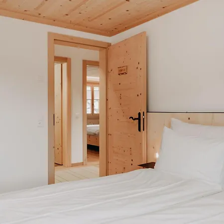 Giferblick By Interhome Apartamento Gstaad