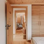 Giferblick By Interhome Гштад